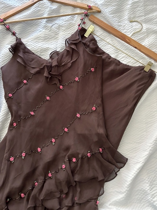 Mix It Dresses & Skirts - Vintage 2 Piece Asymetrical Floral Silk Skirt Set